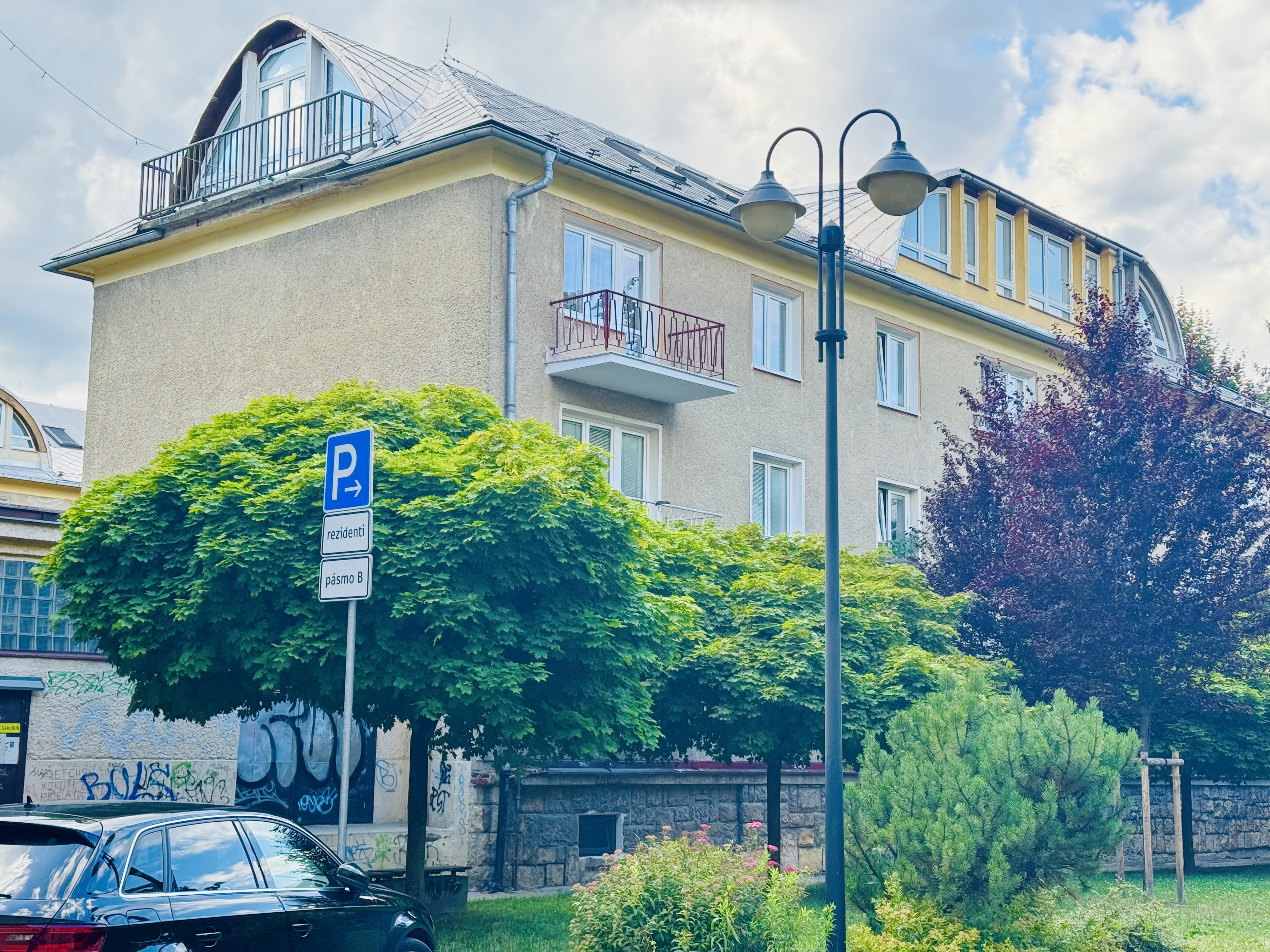 3-izbový podkrovný byt na predaj – 115 m², Hliny II, Žilina | Investičná príležitosť