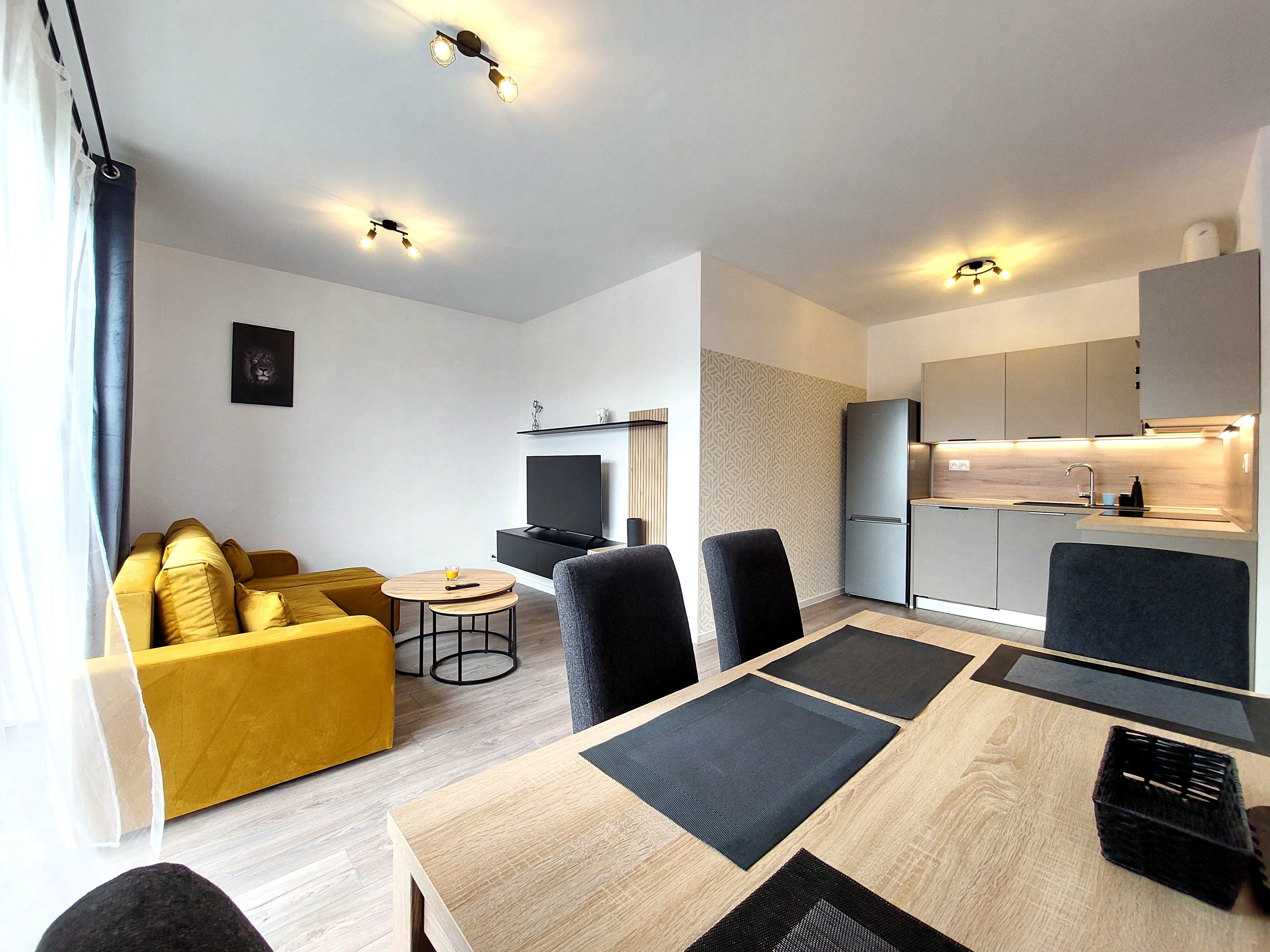 EXKLUZÍVNE! Trendový 2 izbový byt s balkónom a vlastným parkovaním, Krásno nad Kysucou - Kalinov