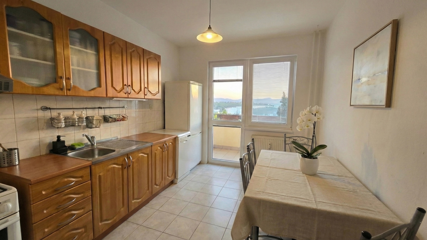 Vaše krásne výhľady: zariadený 3-izbový byt s loggiou, Žilina - Hájik, Cena: 169.200€