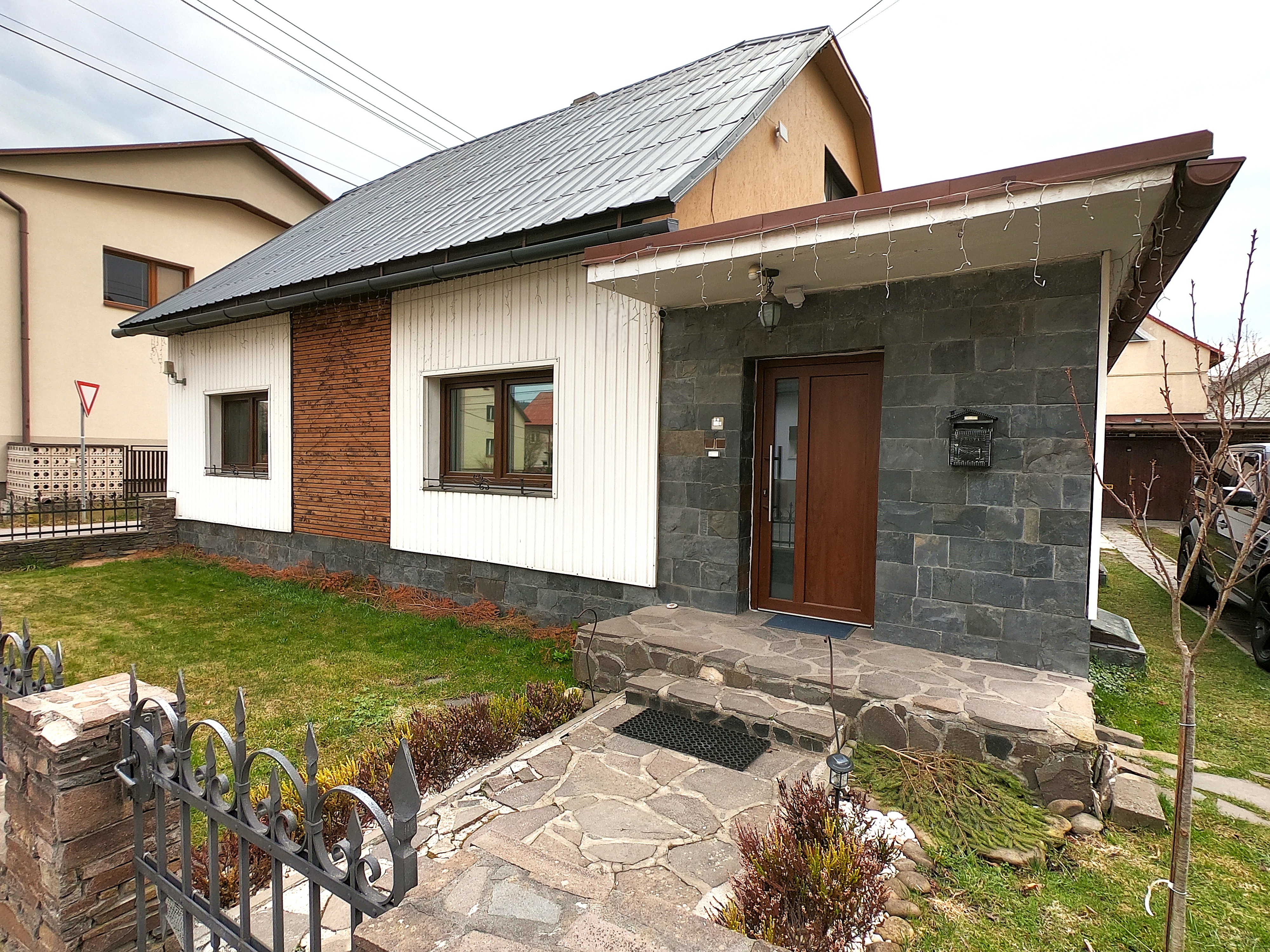 Predaj rodinného domu, Turzovka. Cena: 167 000 €