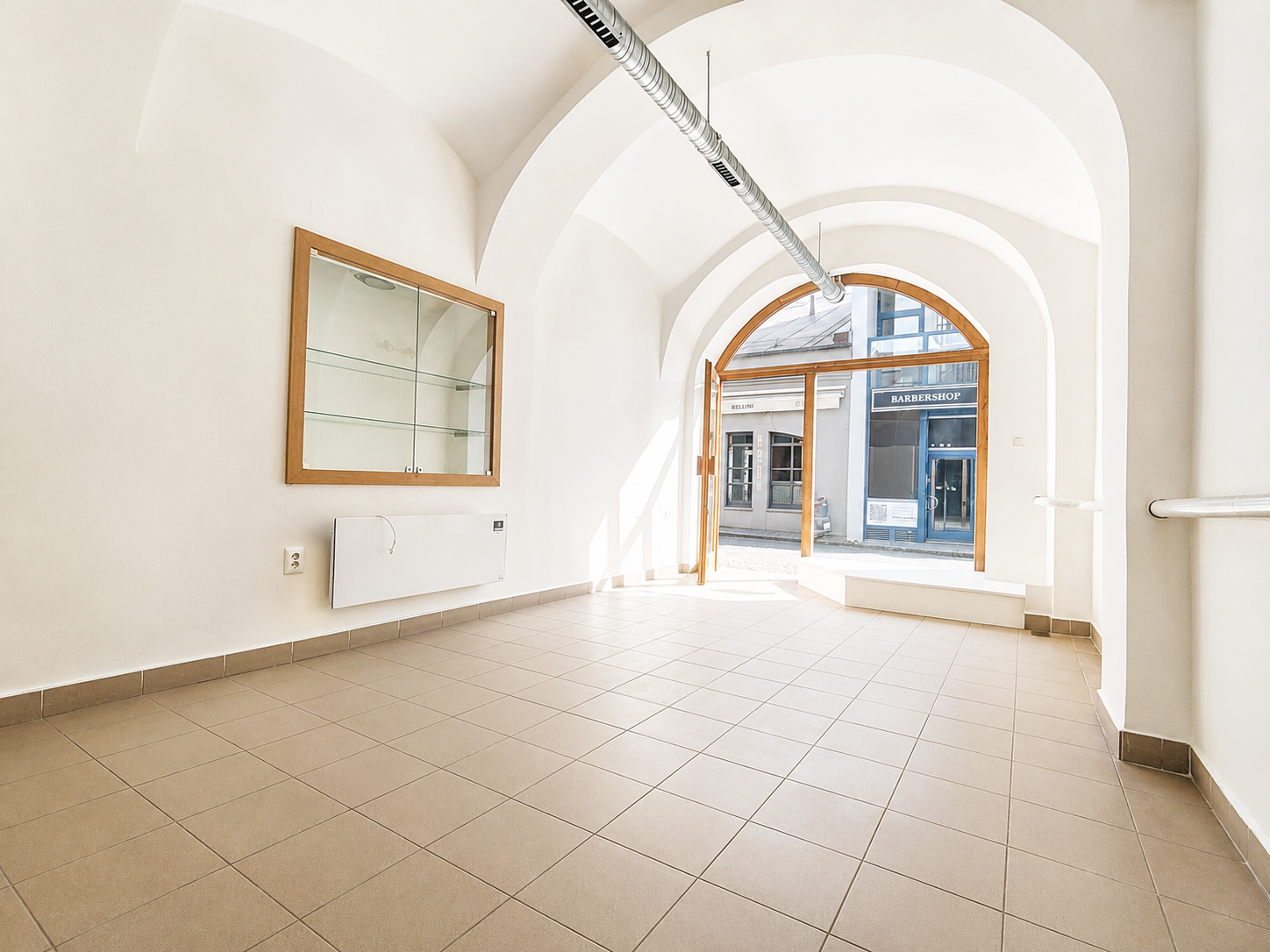 Obchodný priestor na prenájom v historickom centre , Žilina - Staré mesto, Cena: 550€